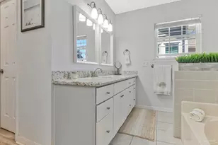 1089 Lionsgate Ln, Gulf Breeze, FL 32563 - Photo 15