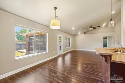 4015 Berry Cir, Pace, FL 32571 - Photo 11