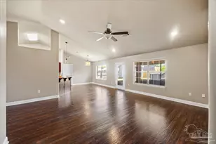 4015 Berry Cir, Pace, FL 32571 - Photo 9