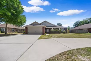 4015 Berry Cir, Pace, FL 32571 - Photo 3