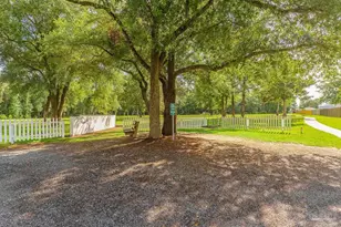 5597 Peach Dr, Pace, FL 32571 - Photo 37