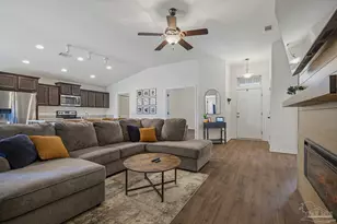 5597 Peach Dr, Pace, FL 32571 - Photo 7