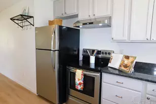 6508 E Shore Dr, Pensacola, FL 32505 - Photo 9
