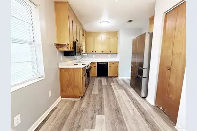 2053 Tomlinson Rd, Pensacola, FL 32526 - Photo 7