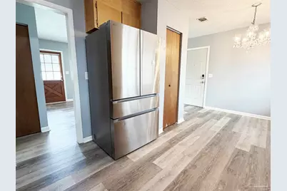 2053 Tomlinson Rd, Pensacola, FL 32526 - Photo 11