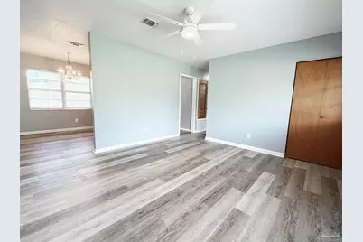 2053 Tomlinson Rd, Pensacola, FL 32526 - Photo 5