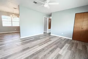 2053 Tomlinson Rd, Pensacola, FL 32526 - Photo 5