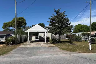 1911 Ambassador Dr, Gulf Breeze, FL 32563 - Photo 3