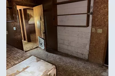 1350 W Hwy 4, Century, FL 32535 - Photo 11