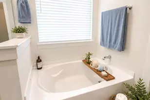 1482 Ballyhoo Dr, Gulf Breeze, FL 32563 - Photo 35