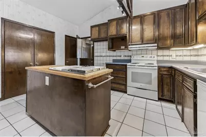 78 Highpoint Dr, Gulf Breeze, FL 32561 - Photo 17