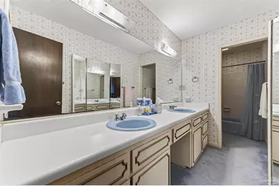 78 Highpoint Dr, Gulf Breeze, FL 32561 - Photo 27