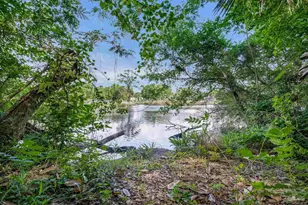 629 Rue Max St, Pensacola, FL 32507 - Photo 21