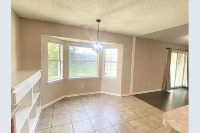 6425 Sarasota St, Pensacola, FL 32526 - Photo 11