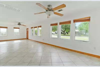 406 E Sunset Ave, Pensacola, FL 32507 - Photo 9