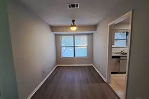 6204 Forest Pines Dr, Pensacola, FL 32526 - Photo 5