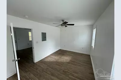 107 Holmes Dr #A, Pensacola, FL 32507 - Photo 5