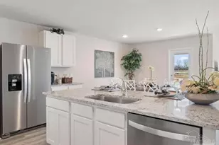 5856 Belmont Stakes Rd, Pensacola, FL 32526 - Photo 5