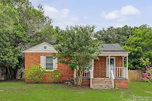 514 NW Syrcle Dr, Pensacola, FL 32507 - Photo 1
