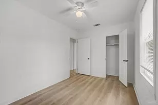 514 NW Syrcle Dr, Pensacola, FL 32507 - Photo 11