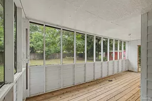 514 NW Syrcle Dr, Pensacola, FL 32507 - Photo 17