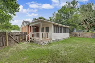 514 NW Syrcle Dr, Pensacola, FL 32507 - Photo 21