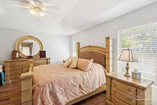 2406 Jewell Lee Ln, Pensacola, FL 32526 - Photo 21