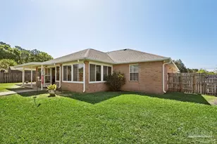 2406 Jewell Lee Ln, Pensacola, FL 32526 - Photo 33