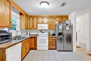 5131 Oakleaf Dr, Pace, FL 32571 - Photo 7