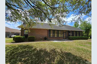 1574 Hunters Creek Dr, Cantonment, FL 32533 - Photo 5
