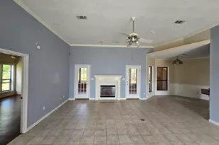1574 Hunters Creek Dr, Cantonment, FL 32533 - Photo 7
