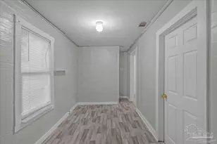 1011 W Hatton St, Pensacola, FL 32526 - Photo 19