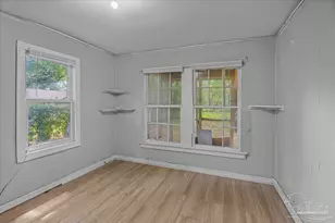 1011 W Hatton St, Pensacola, FL 32526 - Photo 27