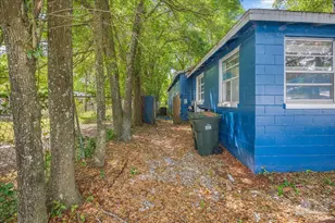 1011 W Hatton St, Pensacola, FL 32526 - Photo 7