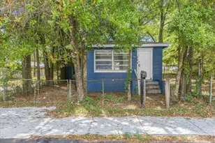 1011 W Hatton St, Pensacola, FL 32526 - Photo 9