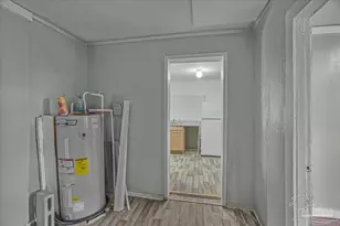 1011 W Hatton St, Pensacola, FL 32526 - Photo 25