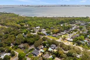 505 Bear Dr, Gulf Breeze, FL 32561 - Photo 39