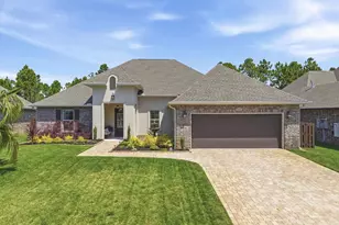 5694 Oak Hvn Ln, Gulf Breeze, FL 32563 - Photo 1