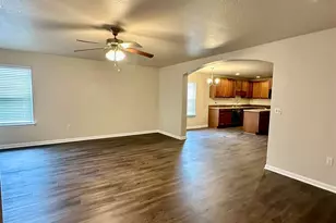 186 Creekview Dr, Pensacola, FL 32503 - Photo 9