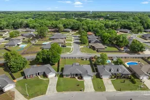 5667 Flume Dr, Pace, FL 32571 - Photo 5