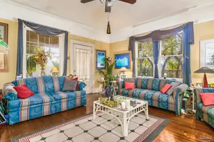 208 W Strong St, Pensacola, FL 32501 - Photo 23
