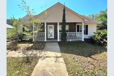 81 N Jamaica St, Pensacola, FL 32507 - Photo 1