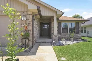 8803 Derby Ln, Pensacola, FL 32534 - Photo 5