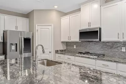 10765 Lucie Ct, Pensacola, FL 32526 - Photo 9