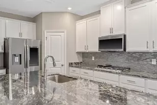 10765 Lucie Ct, Pensacola, FL 32526 - Photo 9
