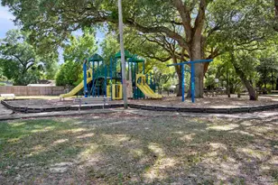 119 N Manchester St, Pensacola, FL 32507 - Photo 51