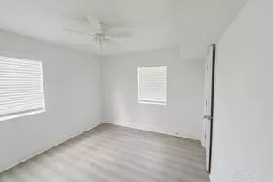 821 Lydia Ave, Pensacola, FL 32505 - Photo 9