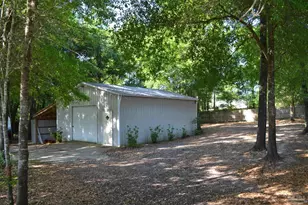 3055 Wallace Lake Rd, Pace, FL 32571 - Photo 11