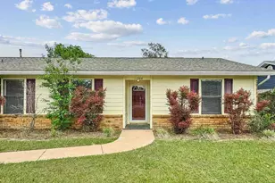 11204 Bridge Creek Dr, Pensacola, FL 32506 - Photo 3