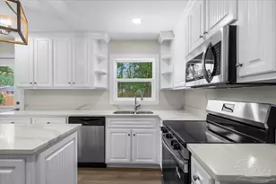 2023 Summit Blvd, Pensacola, FL 32503 - Photo 9